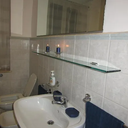 Le Gemme Di - Alloggi In Centro Storico - Via Della Cupa / Via Deliziosa Guest house *